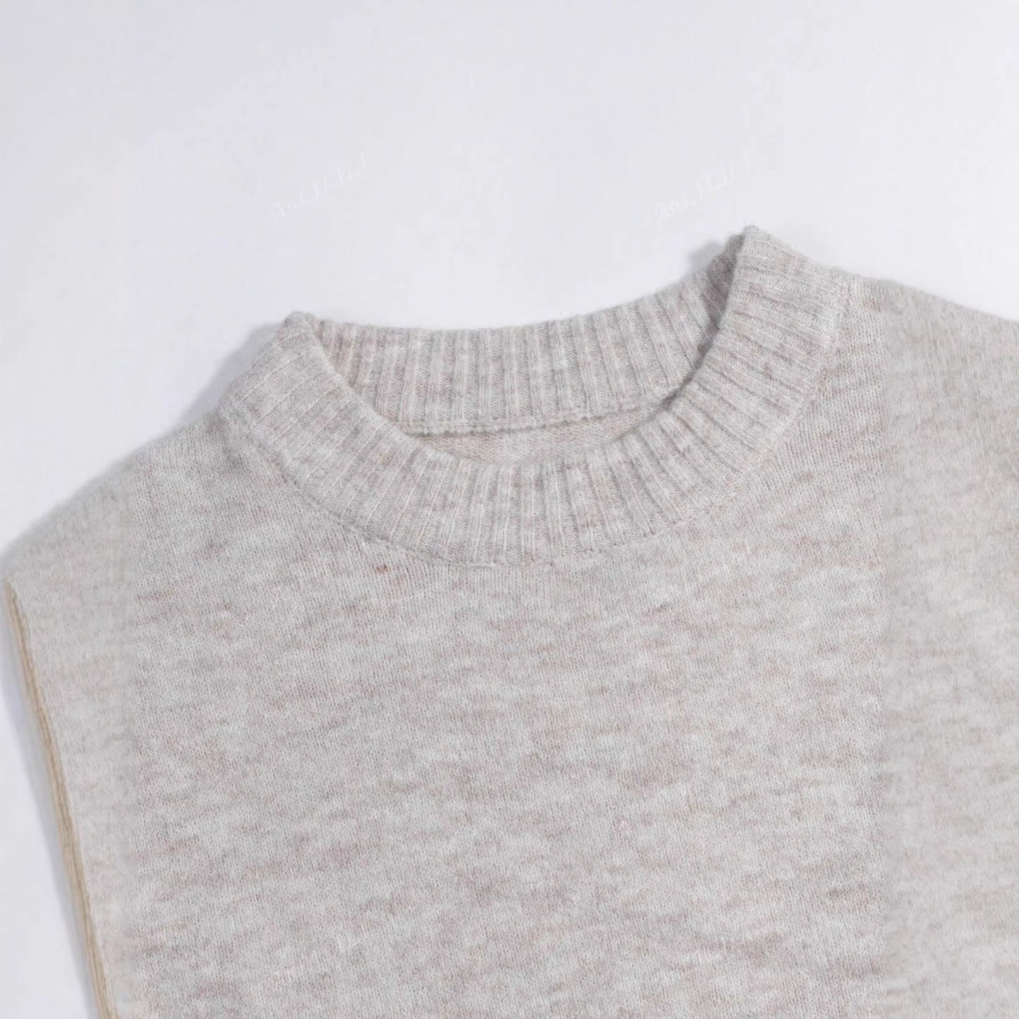 Women's Solid Color Round Neck Loose Long-sleeved Sweater