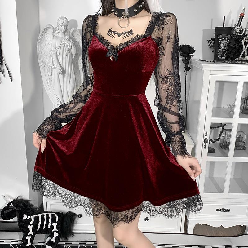 Women's Dark Lace Stitching Long Sleeve Ruffled Dresses