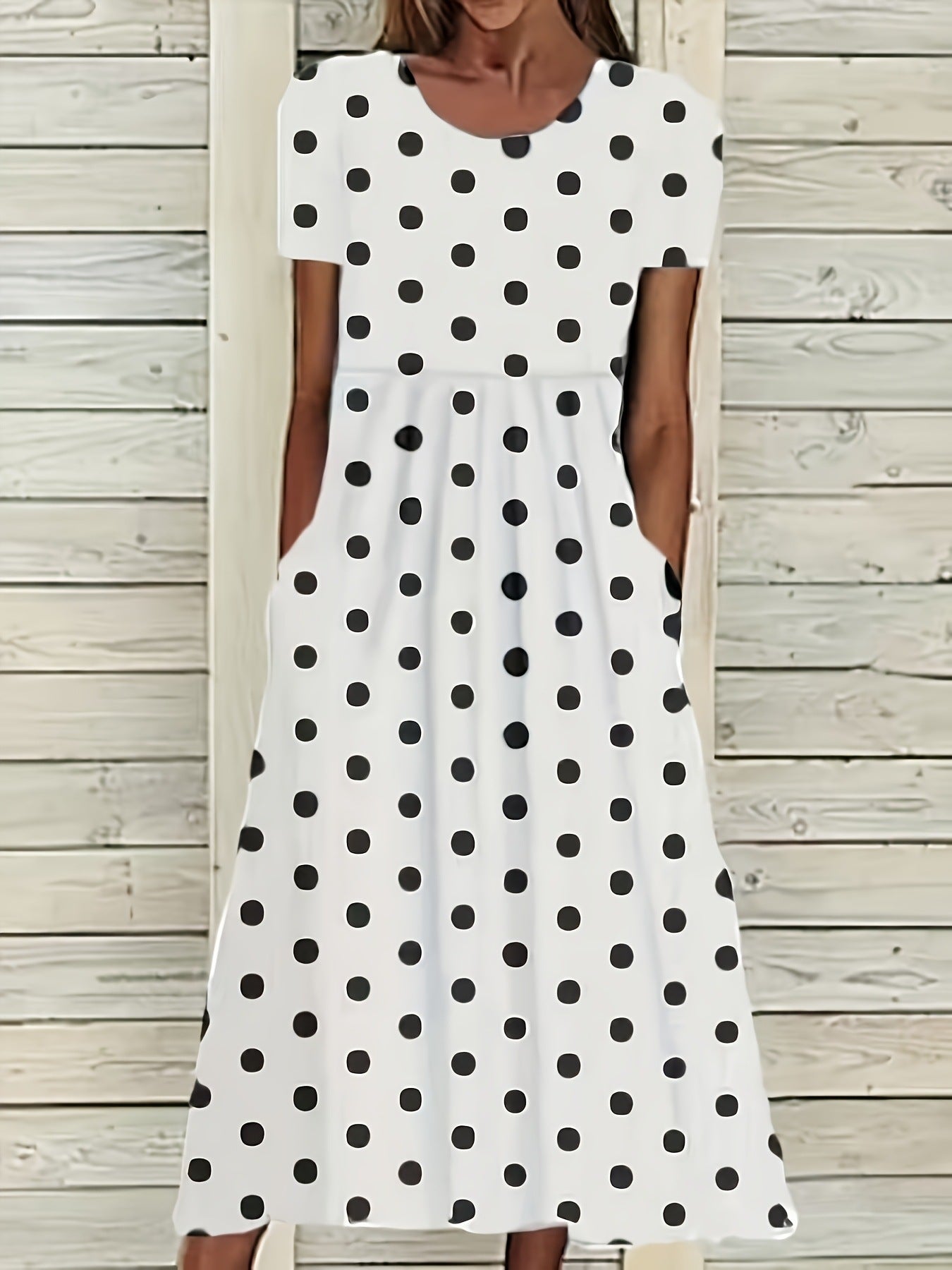Women's Fashion Casual Round Neck Polka Dot Printed Shorts