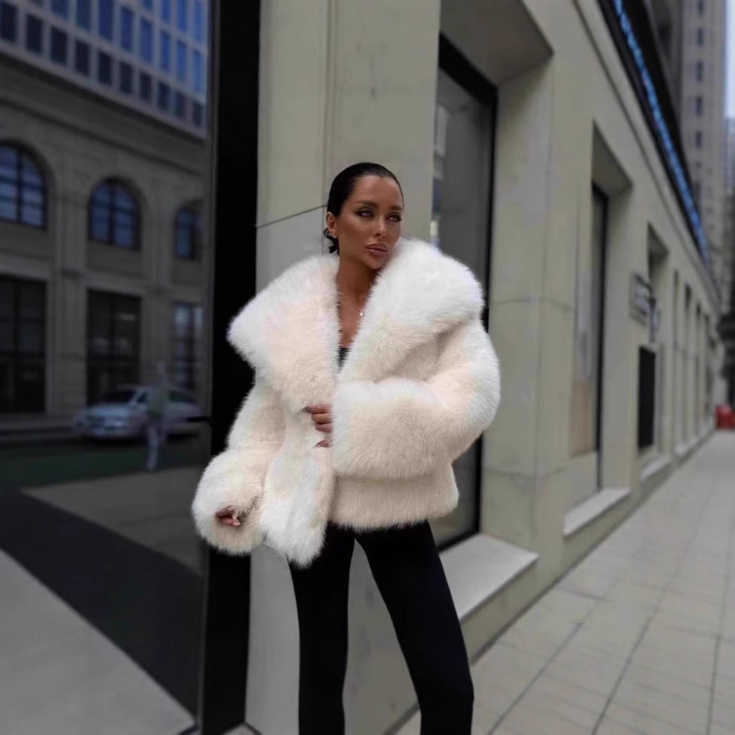 Women's Fur Clothes Fashion Imitation Fox Lapel Coats