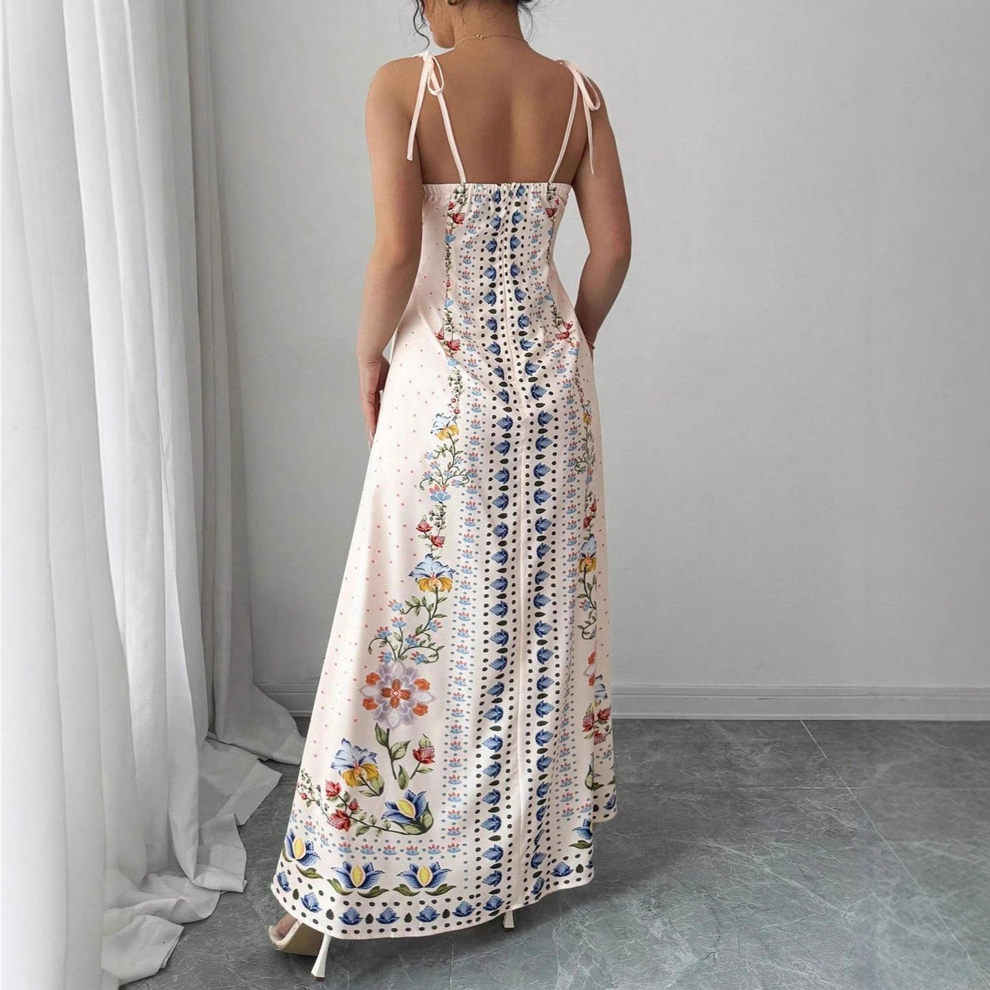 Women's Elegant Beautiful Flowers Print Featured Spaghetti Strap Dress