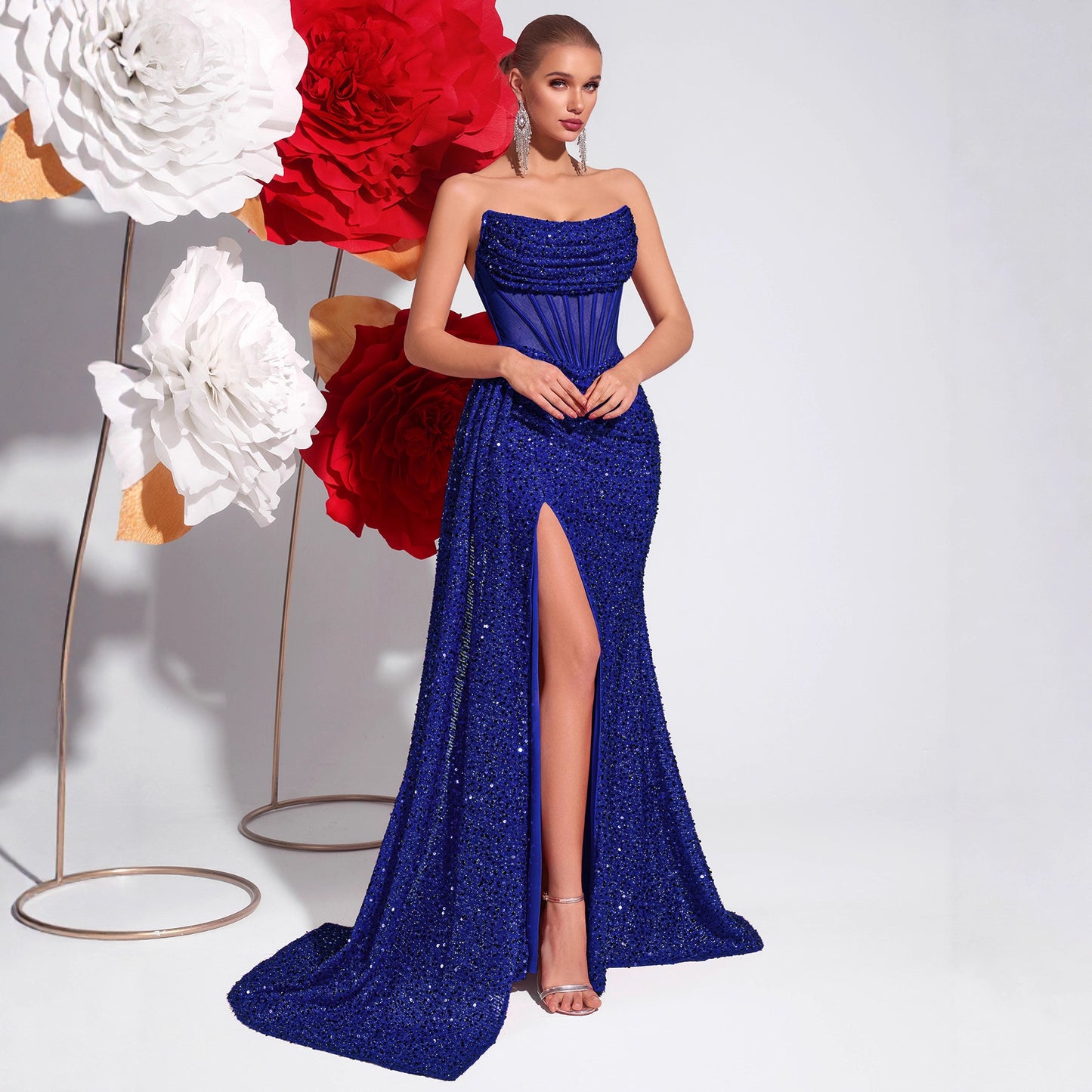 Sequined Bandeau Slimming High Slit Model Catwalk Banquet Light Dress