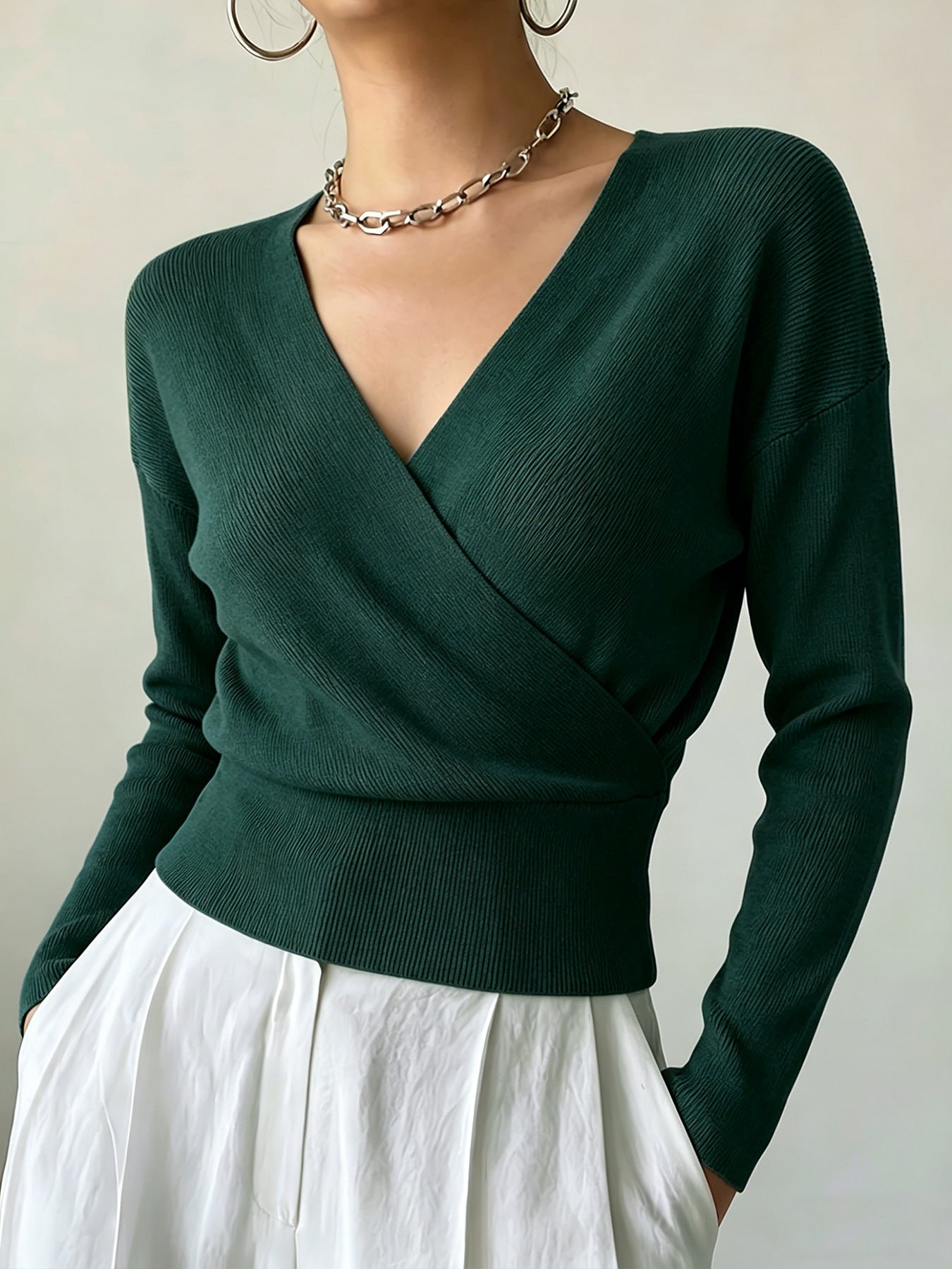 Women's Solid Color Fashion Cross Collar Tight Waist Design Show Figure Sweaters