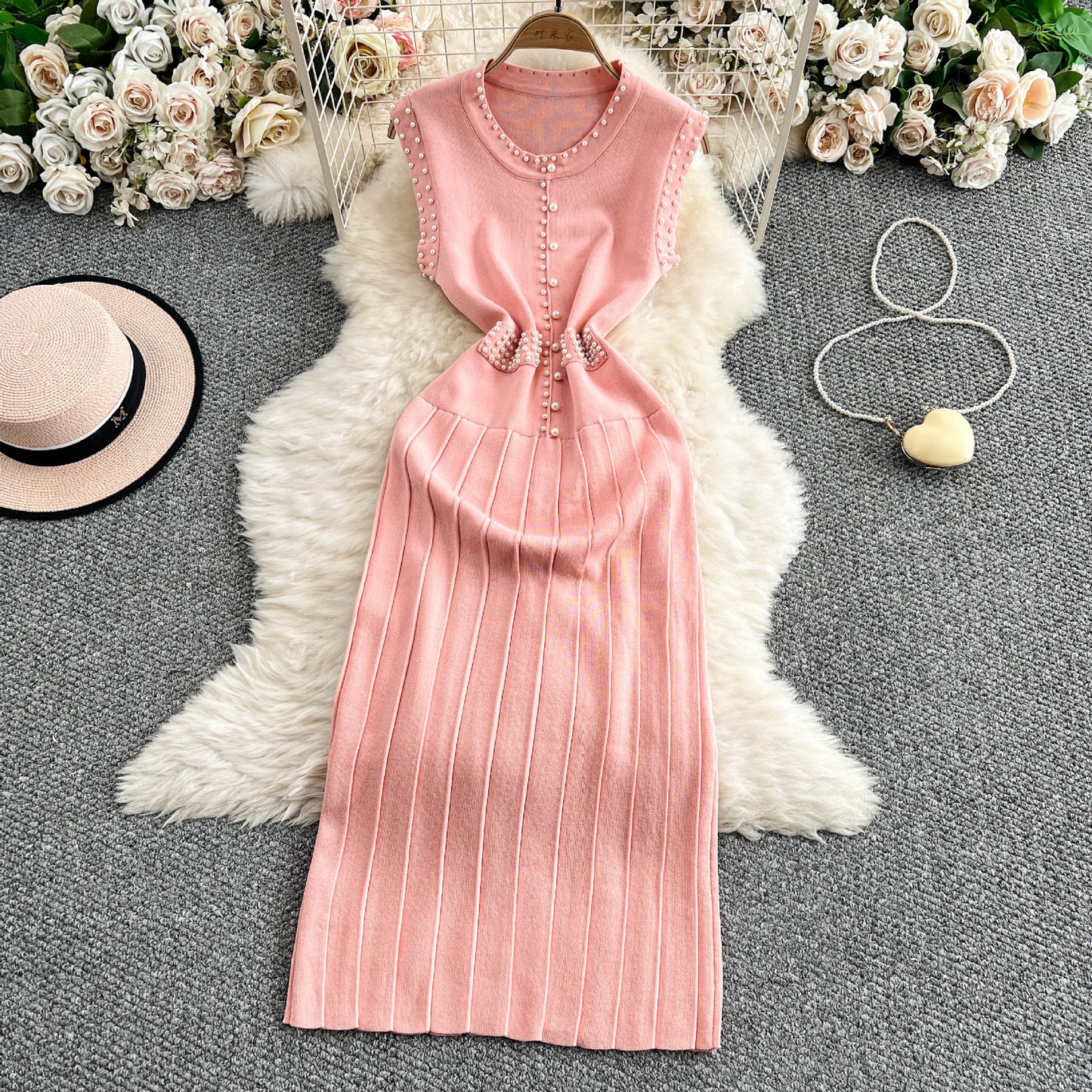 Women's Light Luxury High-grade Beaded Sleeveless Round Dress