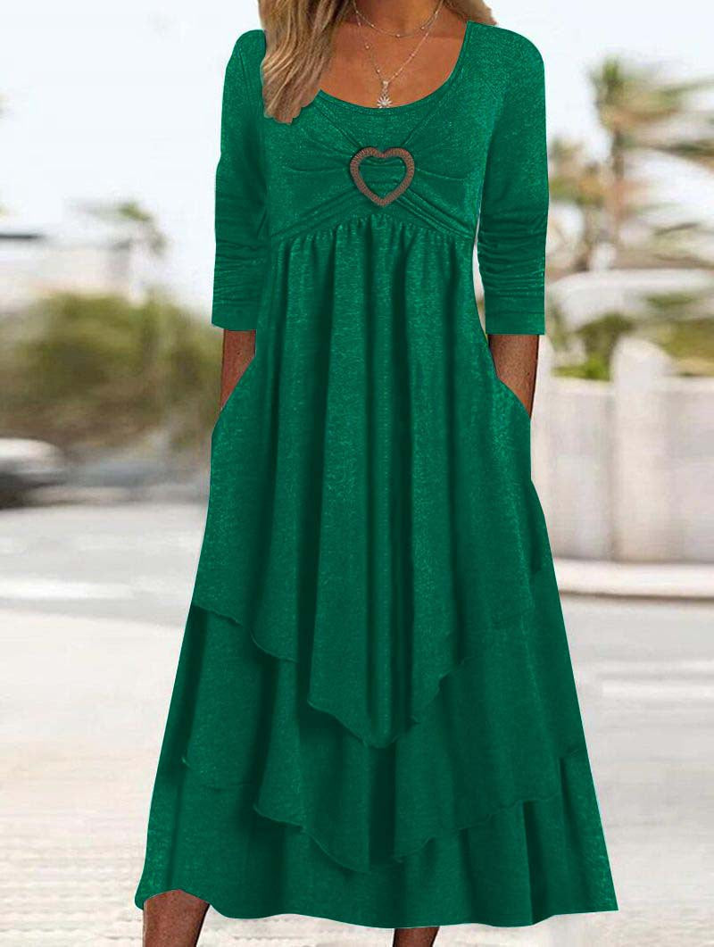 Waist Tight Love Decoration Layer Cake Hem Dresses