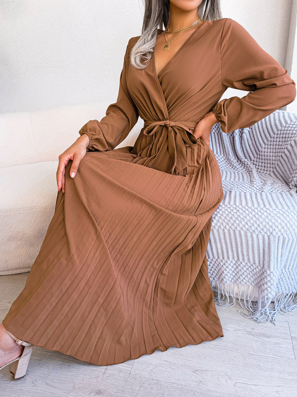 Women's Elegant Cross Swing Pleated Maxi Dress