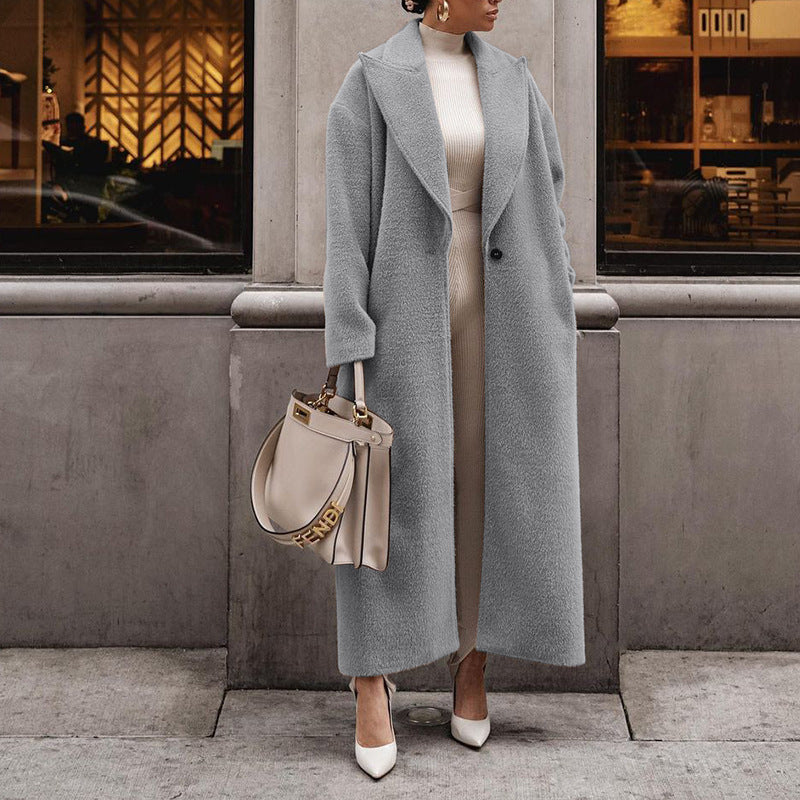 Women's Comfortable Warm Long-sleeved Lapel Plush Coats