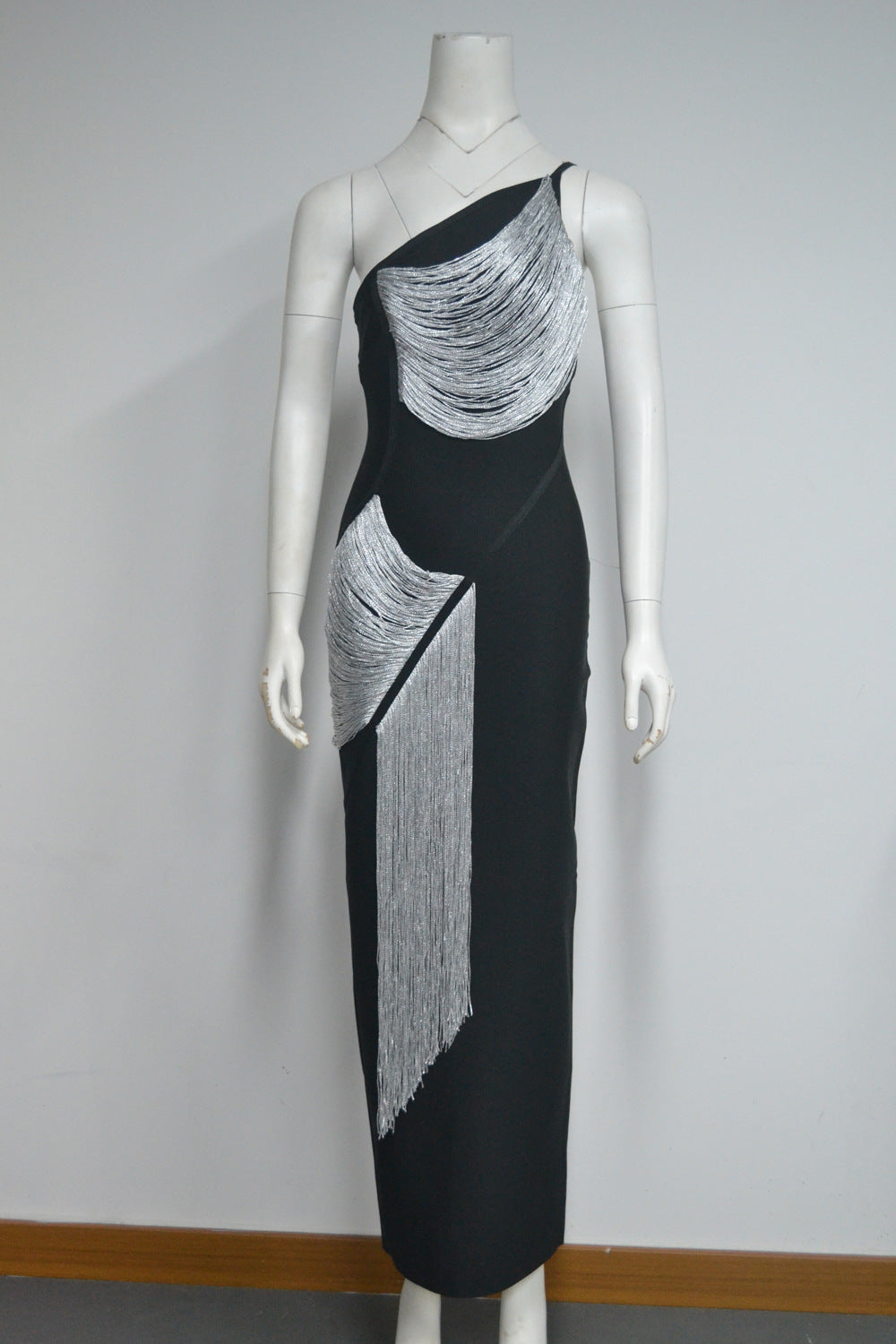 Women's Black Slant Shoulder Bandage One-piece Sleeveless Dress