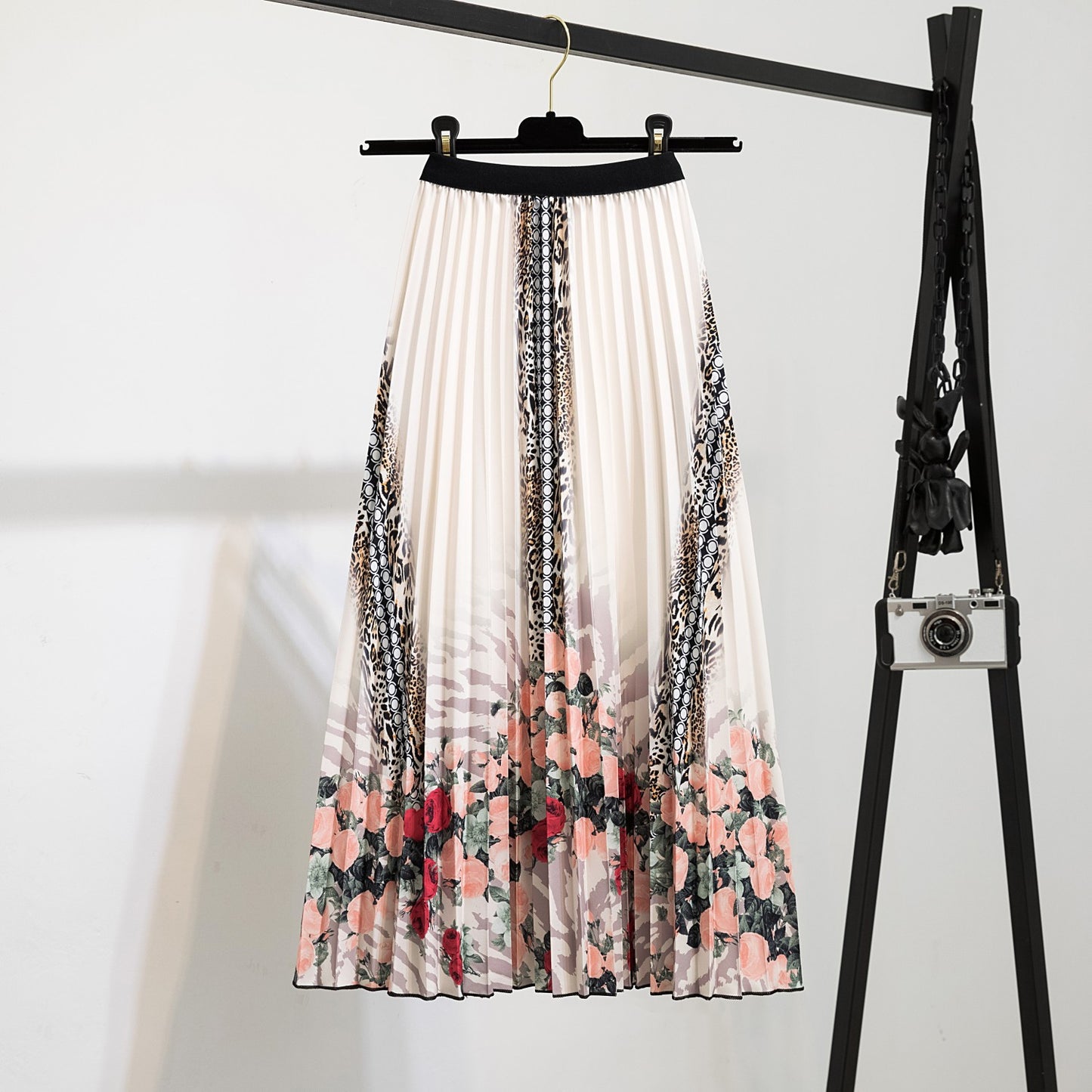 Women's Fashion Half Printed Cartoon Pleated Skirts