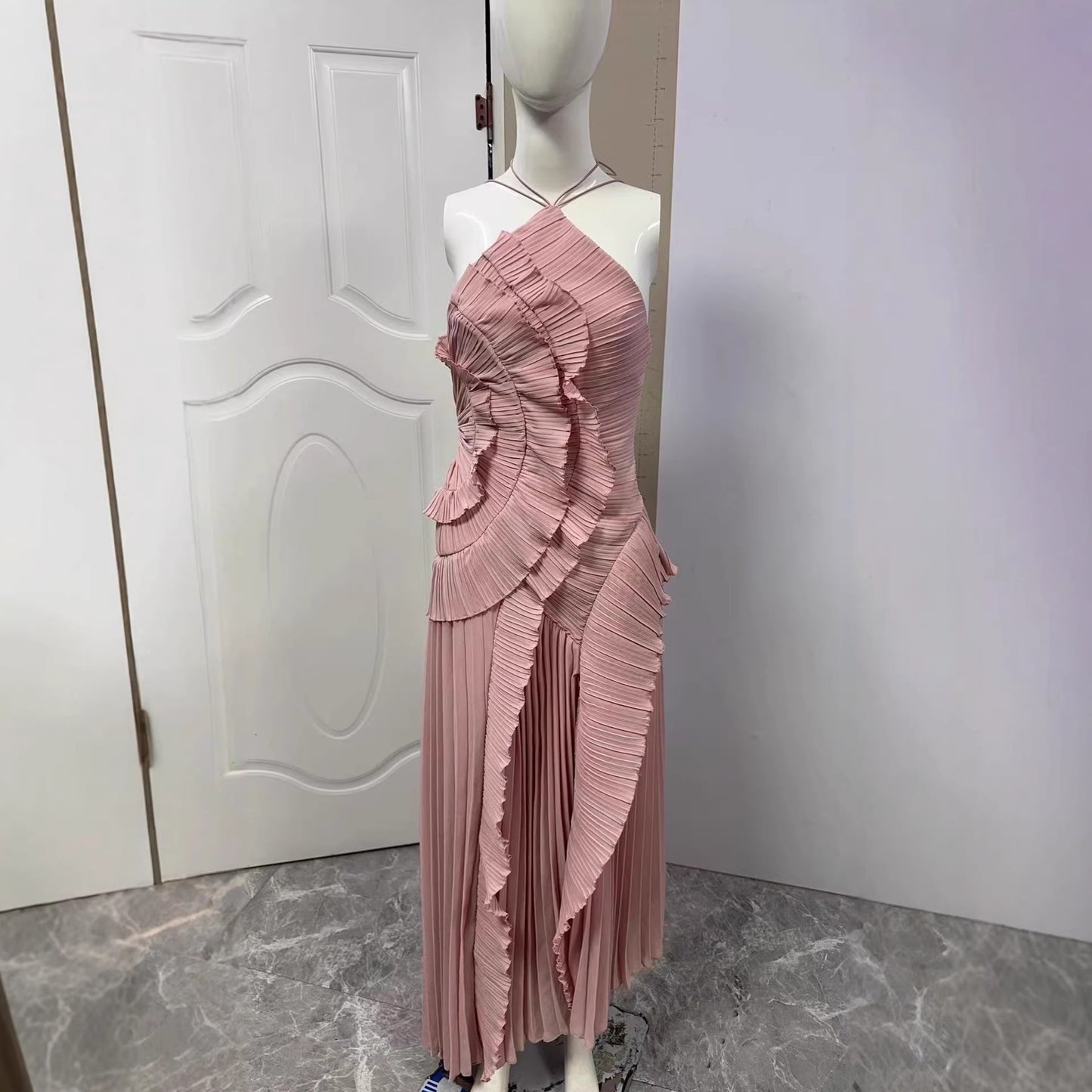 Women's Chiffon Ruffled Pleated Design Slimming Midi Fast Dress