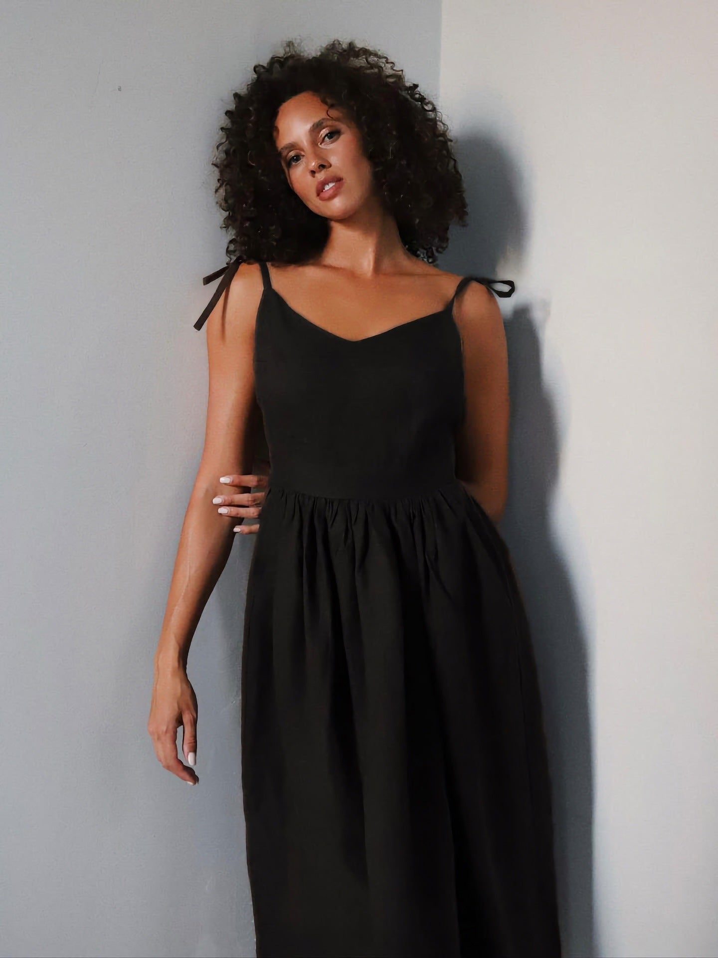 Women's Early Summer Loose Strap Backless Temperament Vacation Sexy Dress