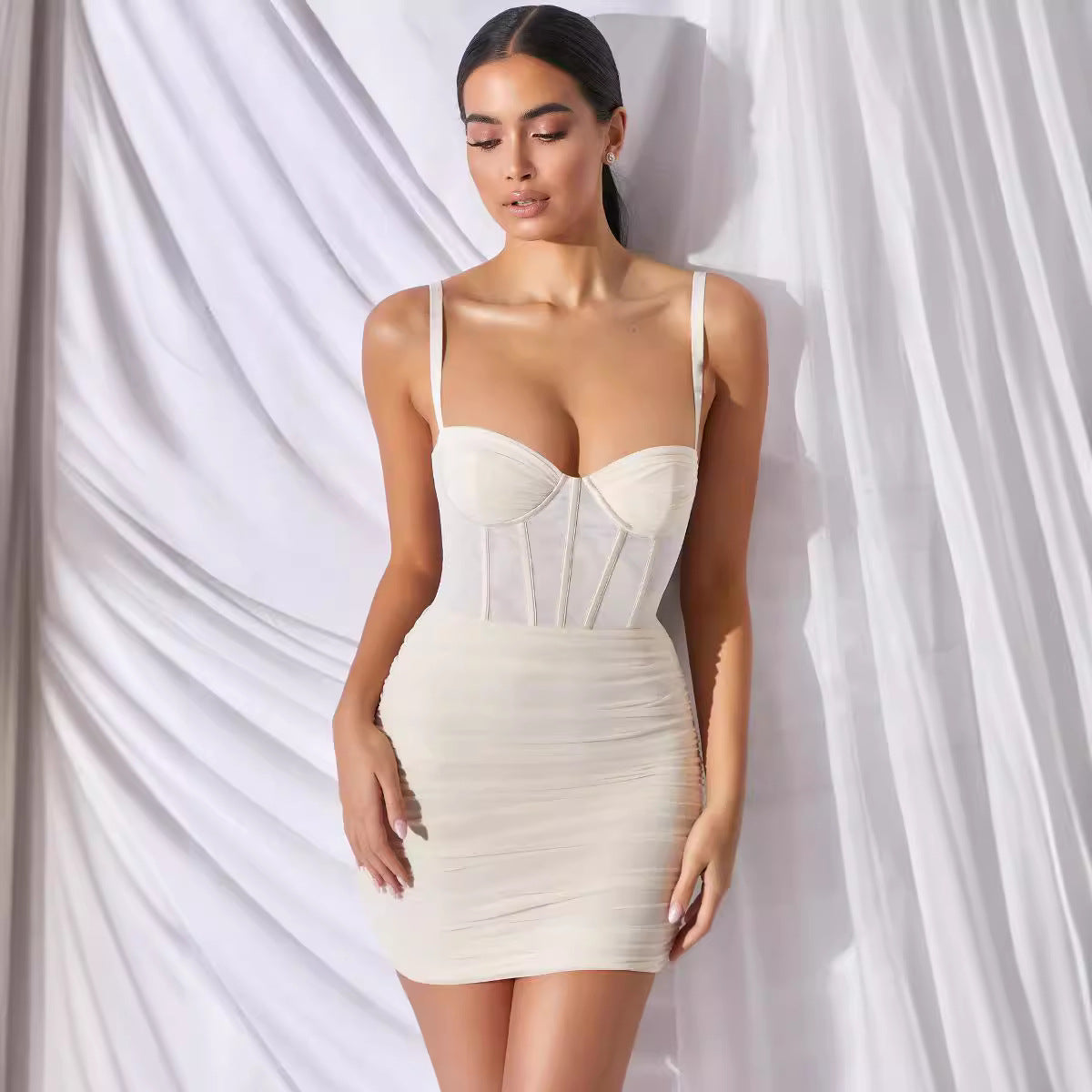 Women's Pleated Summer Backless Fashion Suspenders Mesh Dresses