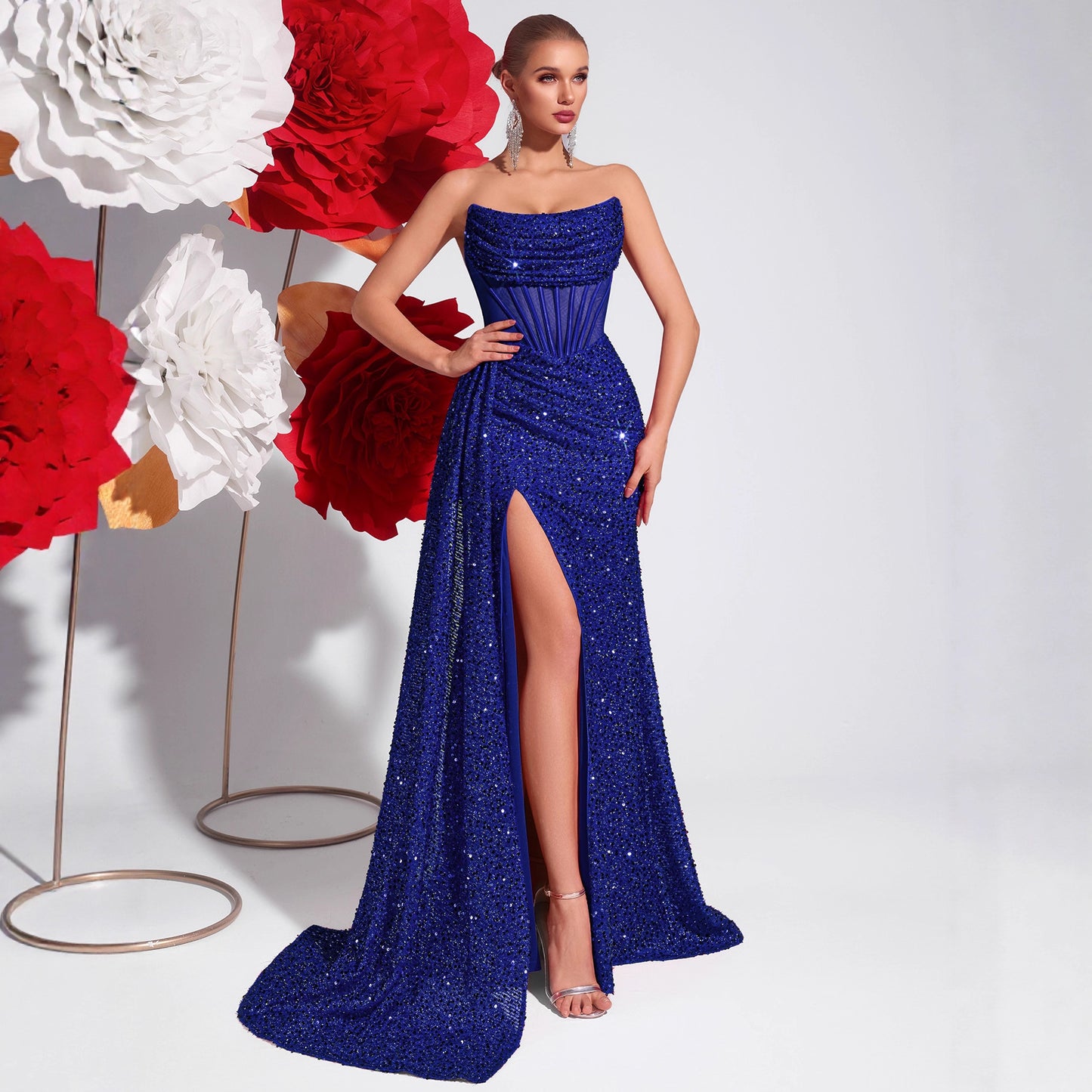 Sequined Bandeau Slimming High Slit Model Catwalk Banquet Light Dress