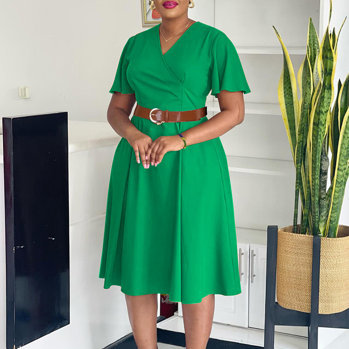 Women's Fashion Elegant Solid Color Flared Sleeves Dress