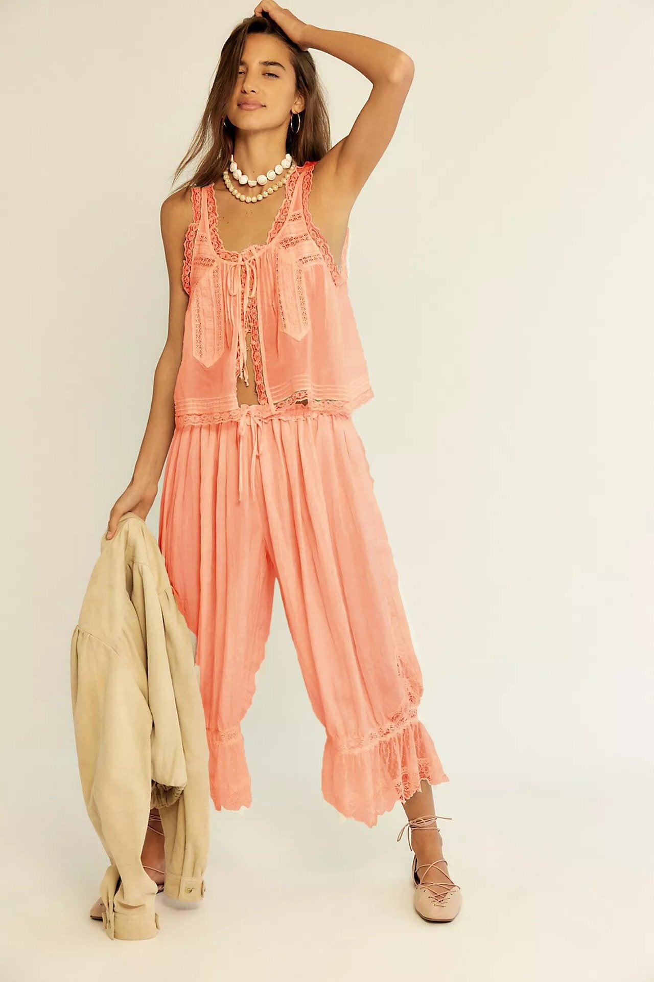 Women's Two-piece Set Stitching Lace Casual Suits