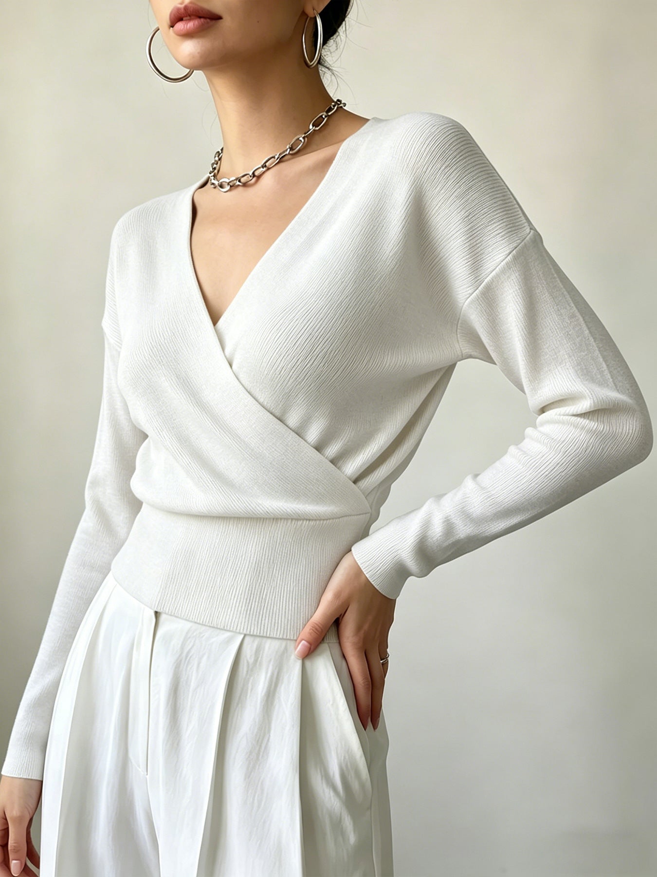 Women's Solid Color Fashion Cross Collar Tight Waist Design Show Figure Sweaters