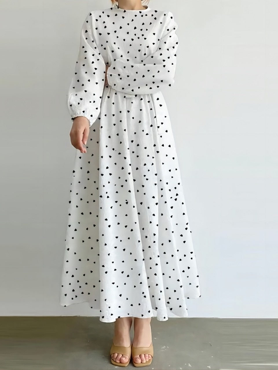 Loose Long Sleeves Round Neck Heart Shape Printed Dress