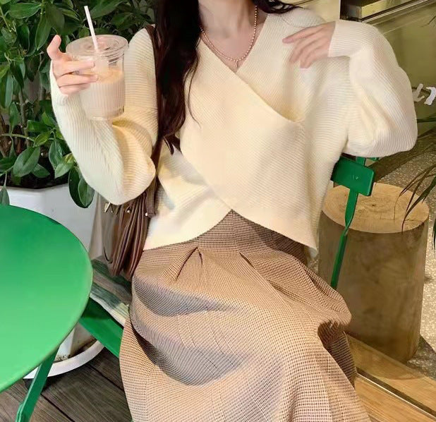 Solid Color Sexy Cross Cropped Long-sleeved Knitted Sweater