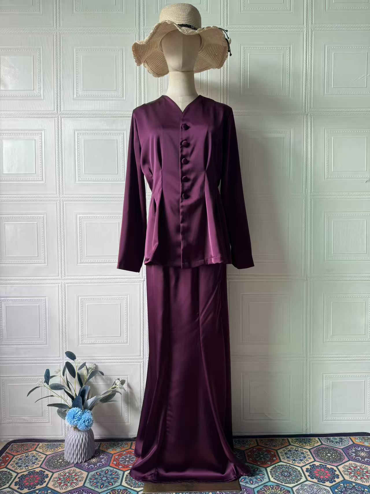 Women's Solid Color Long-sleeved Long Dress Graceful Suits