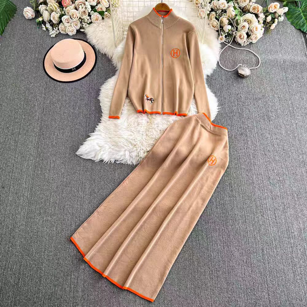 Women's Zipper Embroidered Long-sleeved Two-piece High Waist Suits