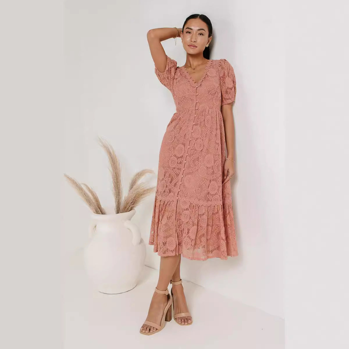 Lace Dress Sleeve Hollow Single-breasted Waist Shorts