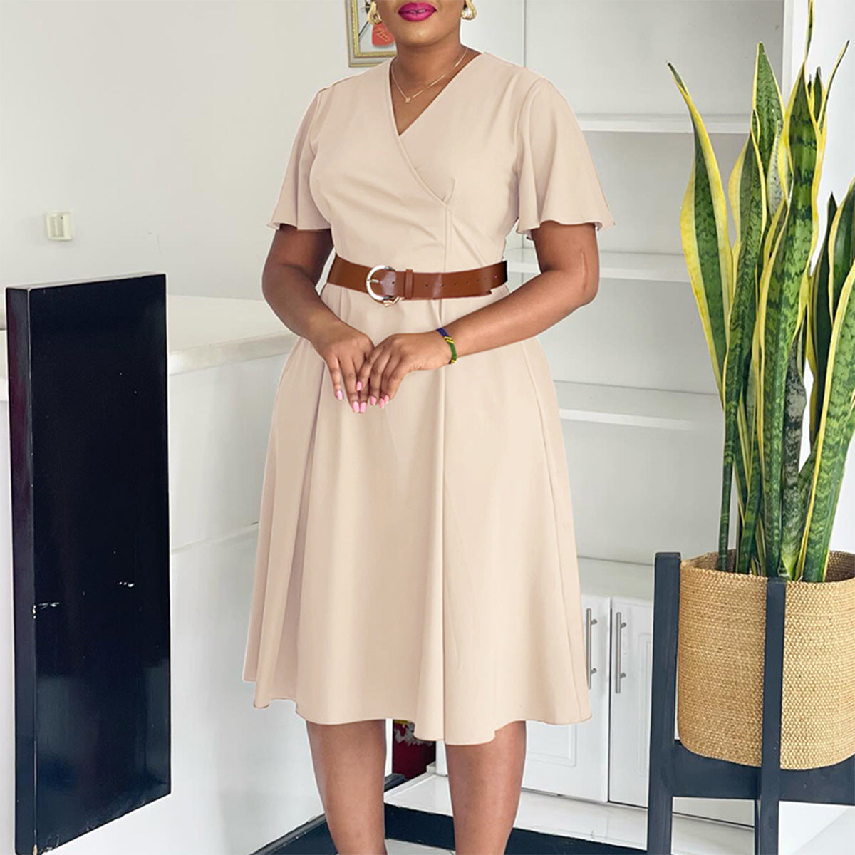 Women's Fashion Elegant Solid Color Flared Sleeves Dress