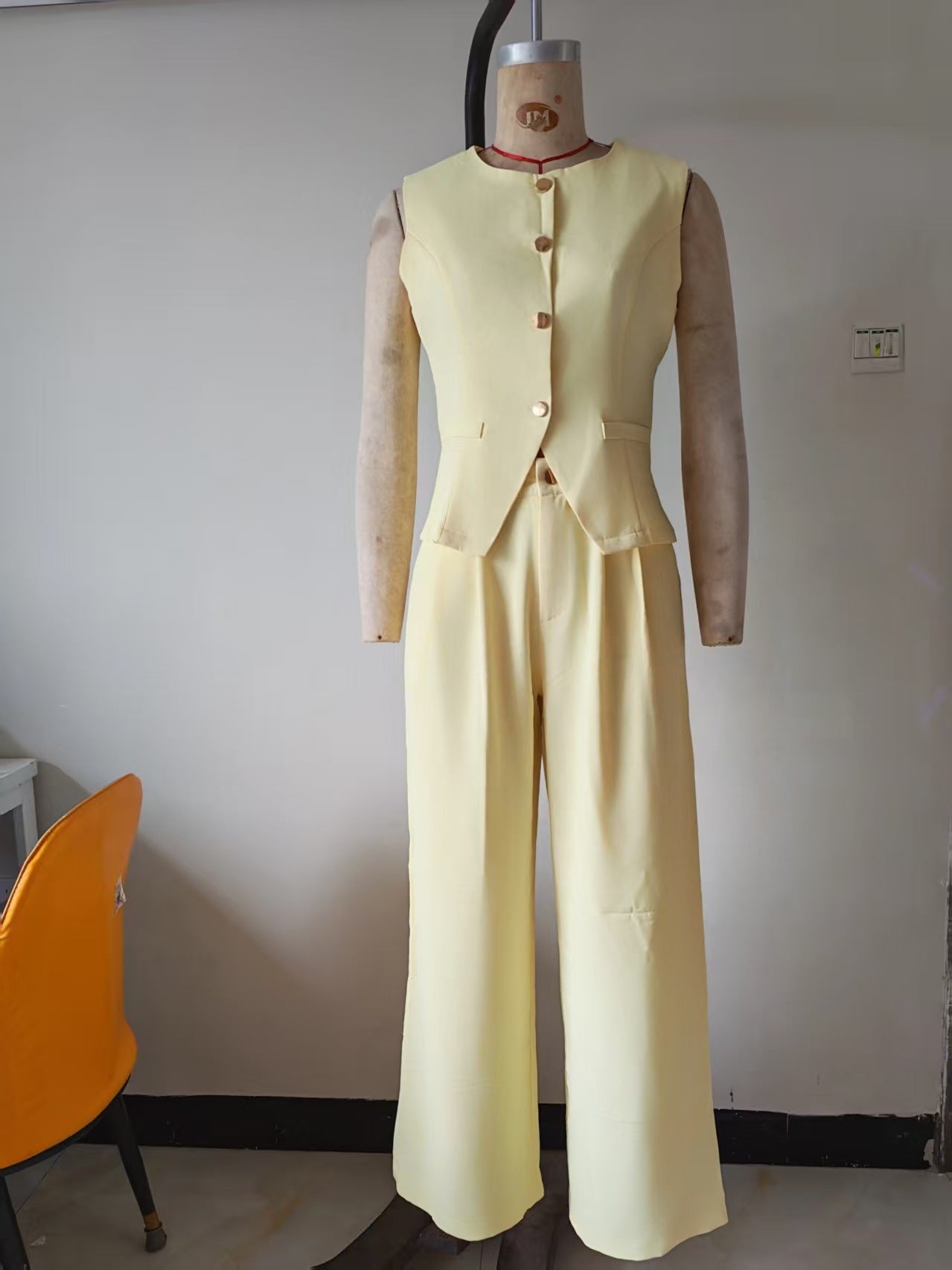 Solid Color Buttons Pocket Front Row Suits