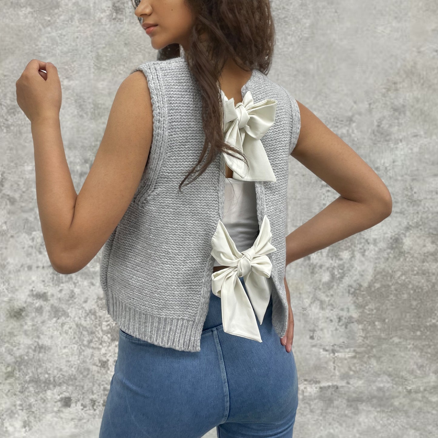 Popular Durable Women's Bow Button Waistcoat Women's Sweater