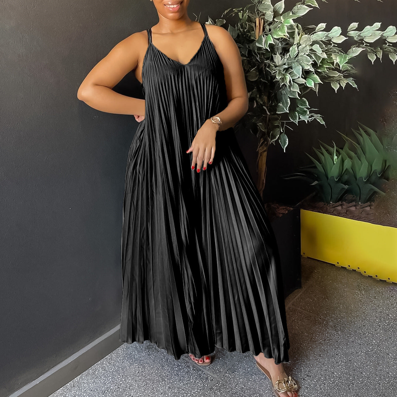 Women's Sling Pleated Sexy Fashion A- Line Dresses
