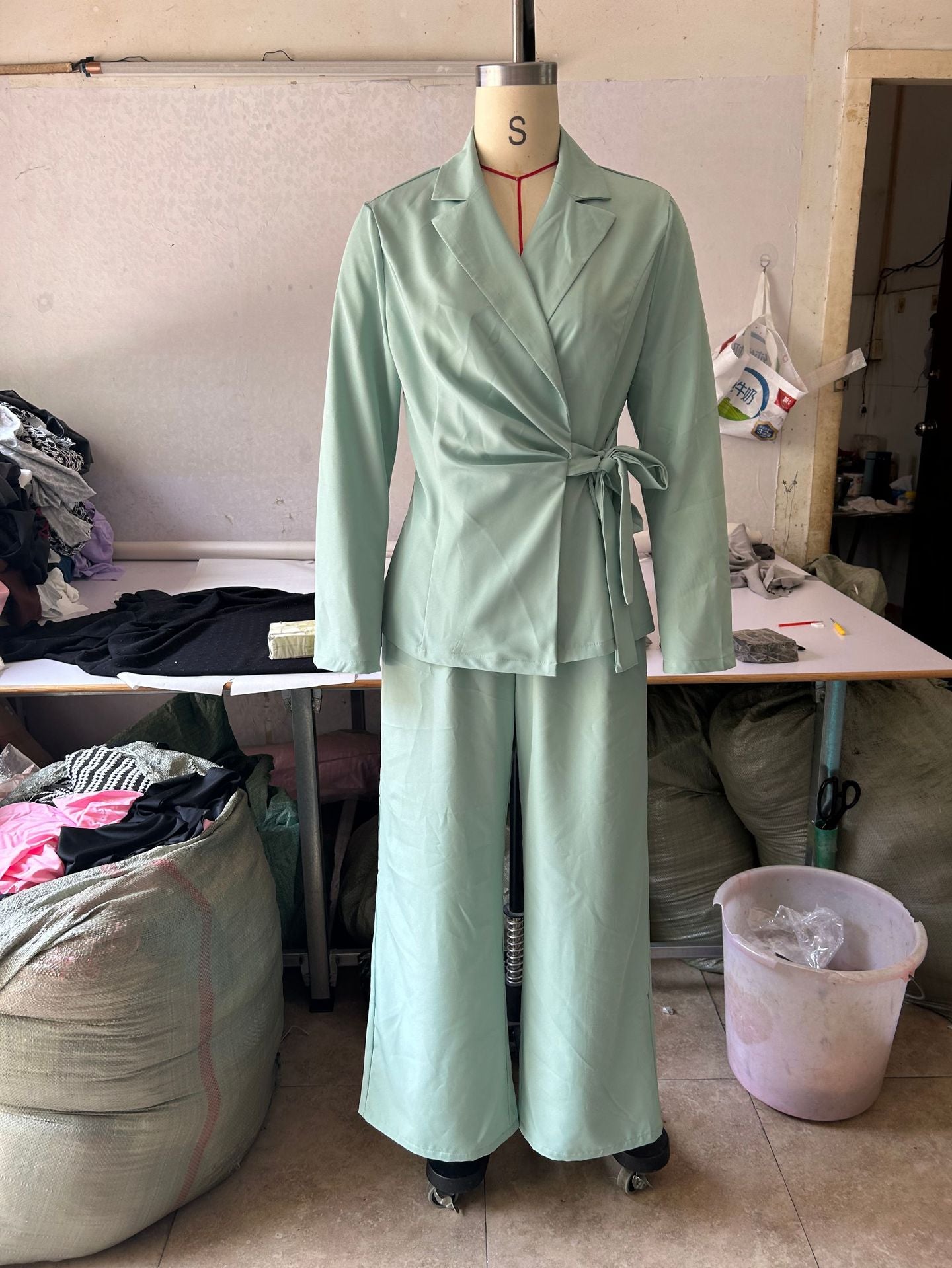 Women's Autumn Elegant Solid Color Two-piece Fashion Casual Suit