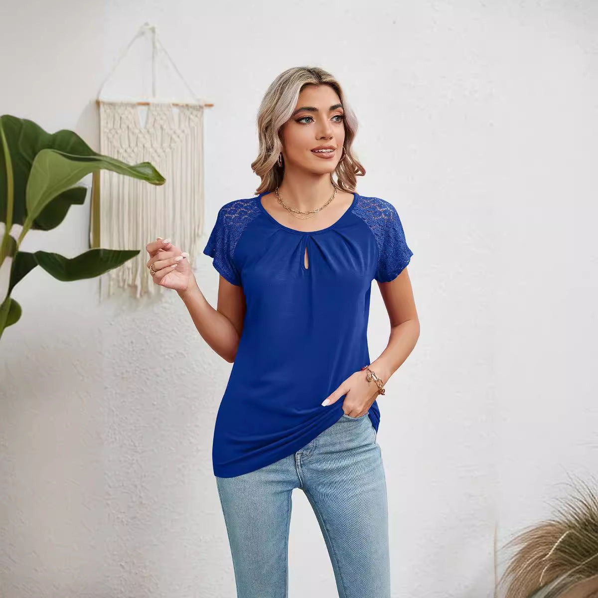 Women's Solid Color Round Neck Lace Patchwork Blouses