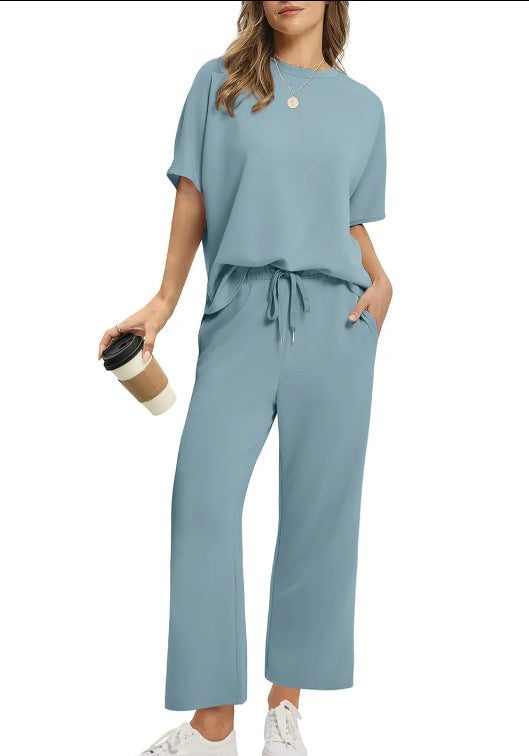 Pretty Popular Women's Short-sleeved Cropped Summer Fashion Casual Suit