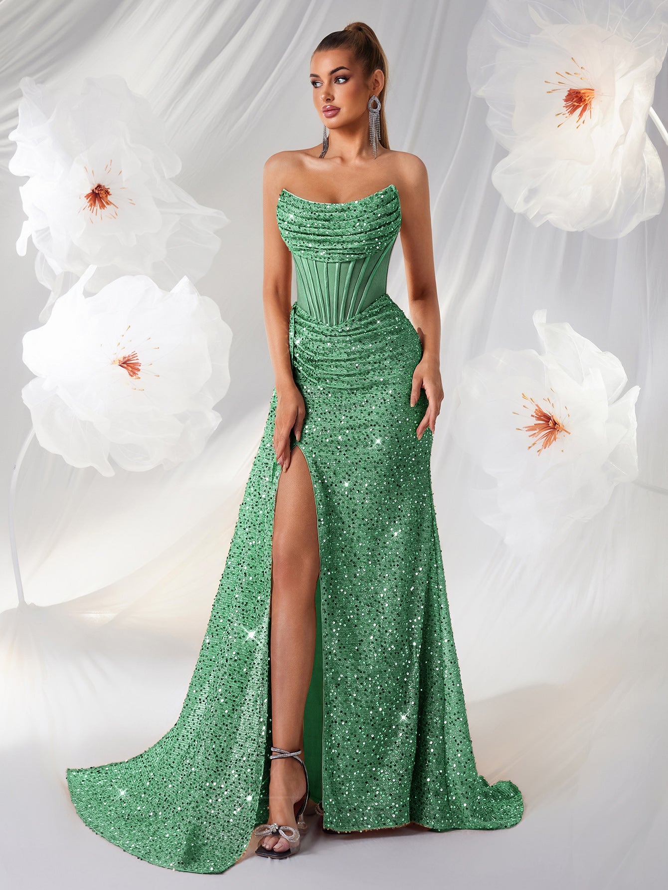 Sequined Bandeau Slimming High Slit Model Catwalk Banquet Light Dress