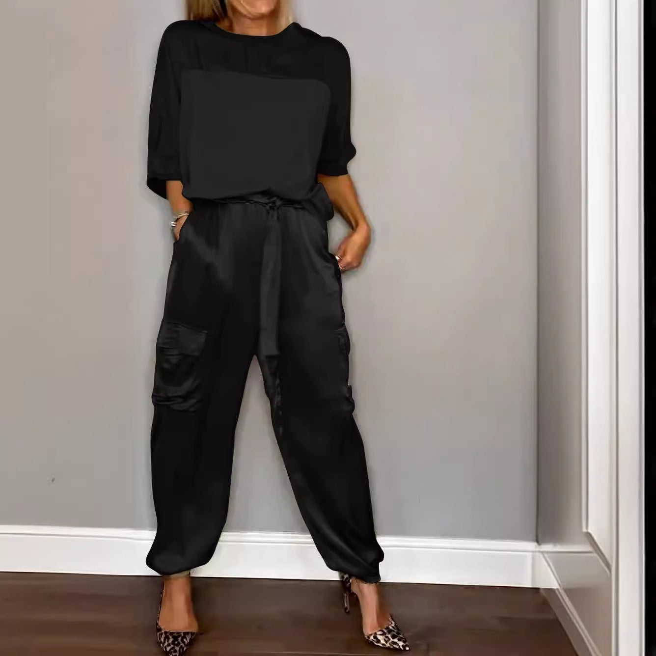 Women's Fashion Smooth Satin Half Sleeve Two-piece Suits