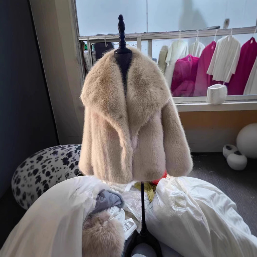 Women's Fur Clothes Fashion Imitation Fox Lapel Coats