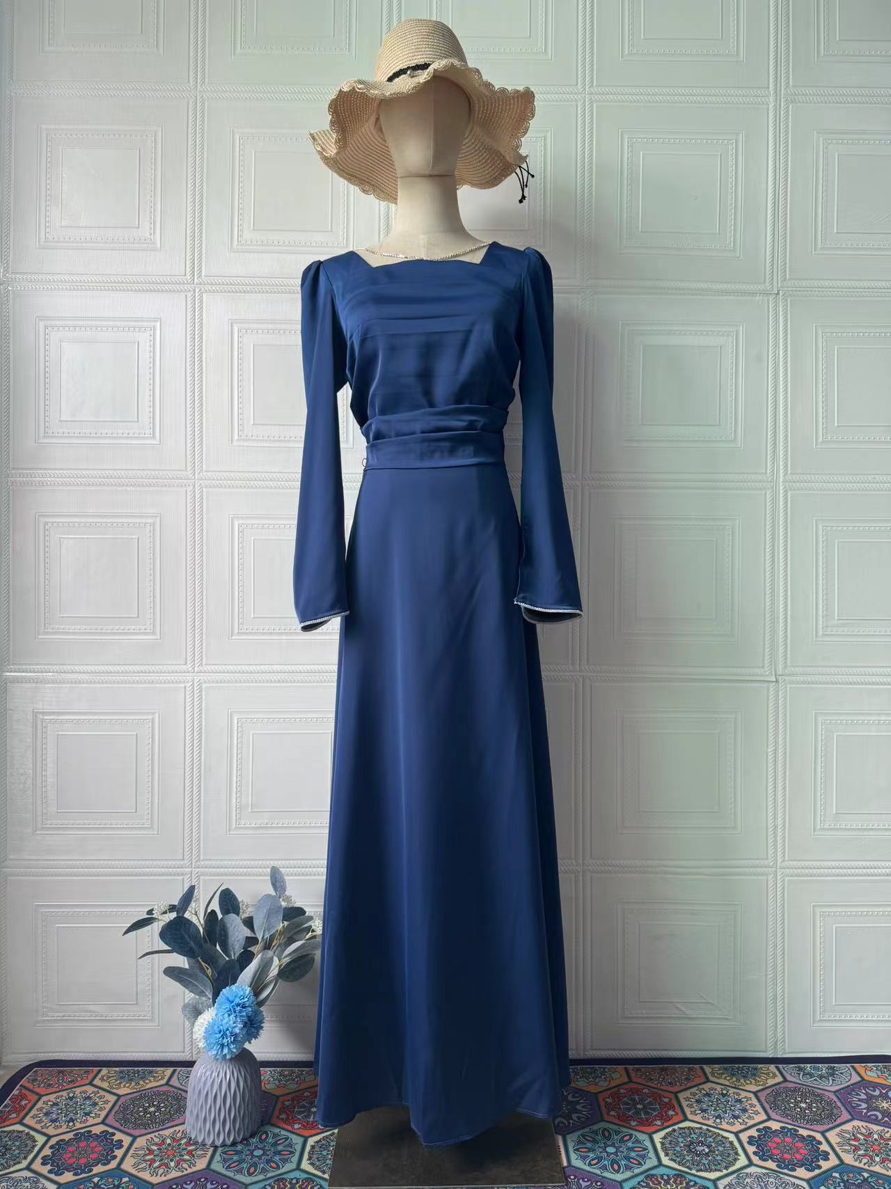 Women's Spring Design Diamond Tied Long Sleeves Satin Dresses
