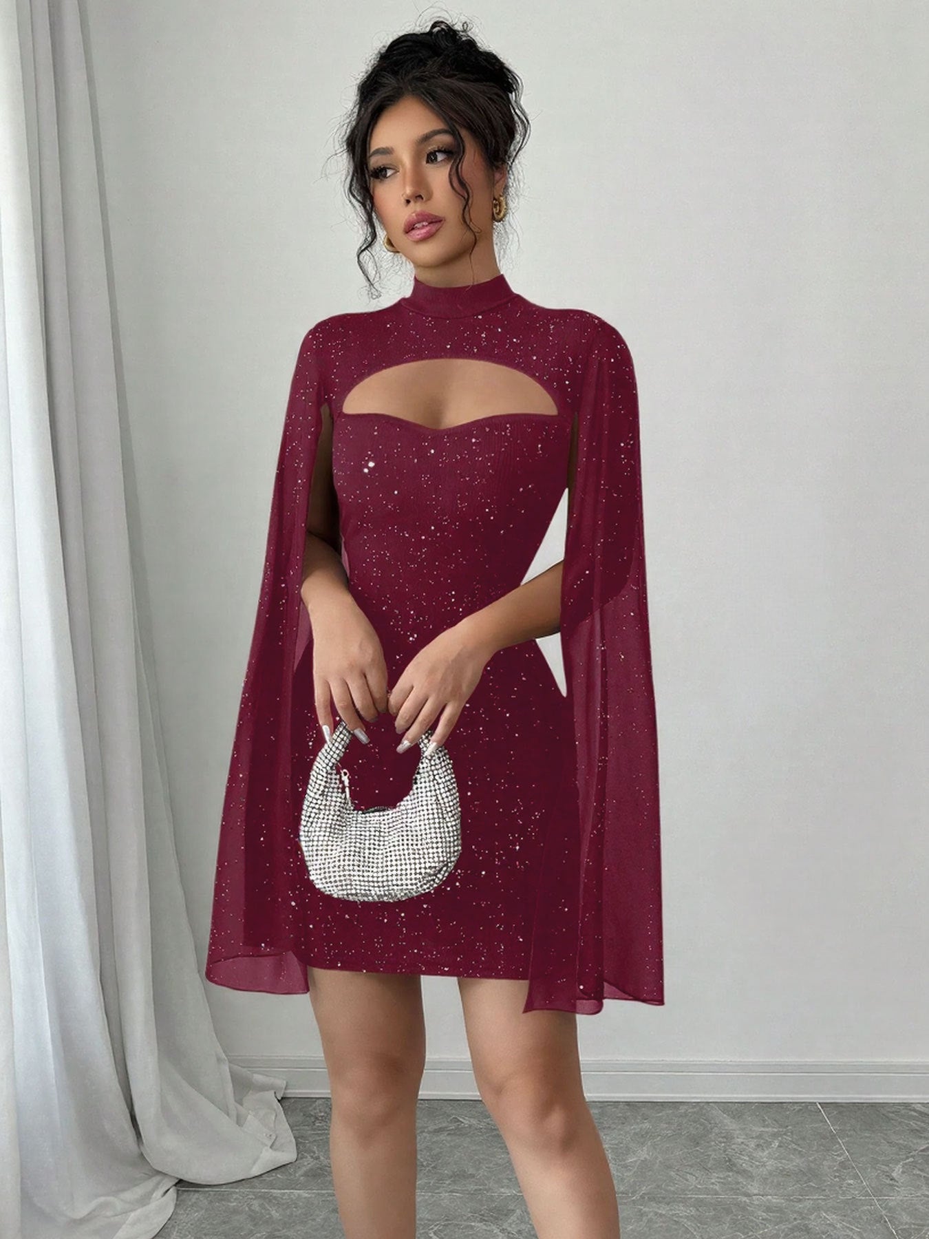 Women's Round Neck Sunken Stripe Pearl Chiffon Dress