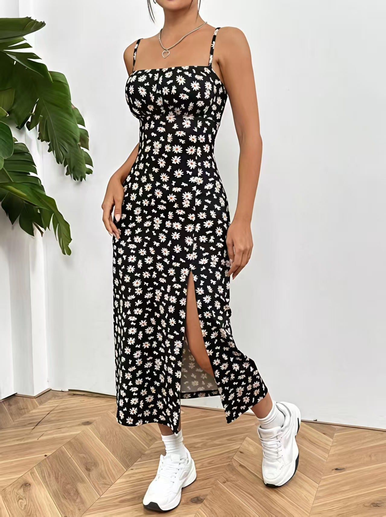 Women's Slit Daisy Blue White Porcelain Series Dress
