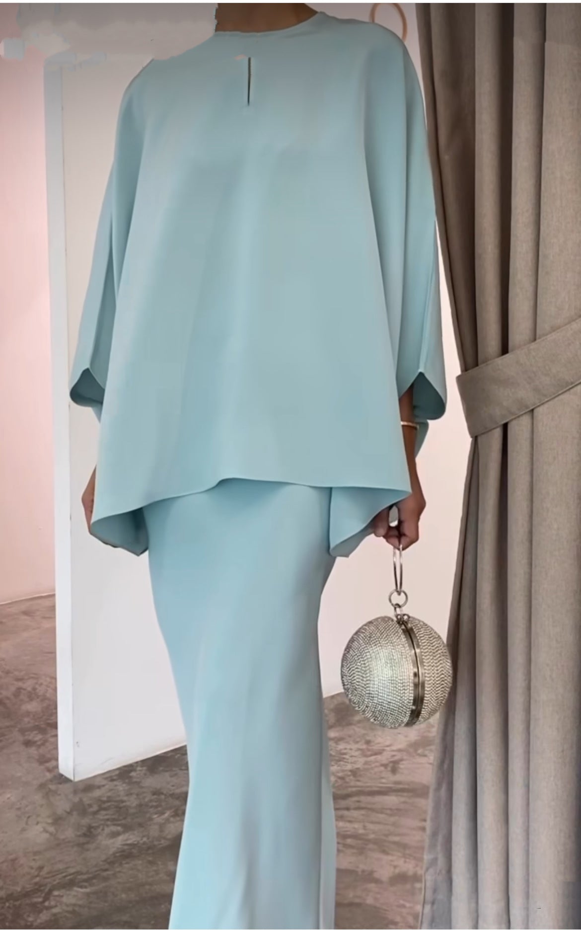 Classic Comfortable Charming Pearl Mop Dress Suits