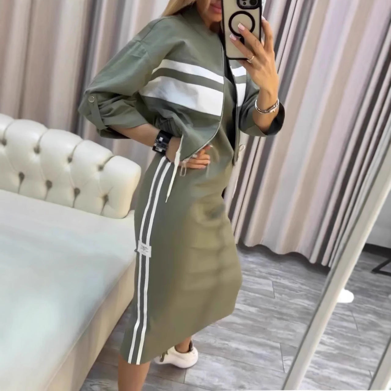 Women's Autumn Casual Zipper White Stripe Edge Suits