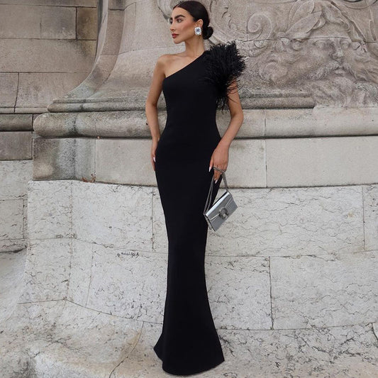 Women's Noble Solid Color Shoulder Stitching Feather Slim Dresses