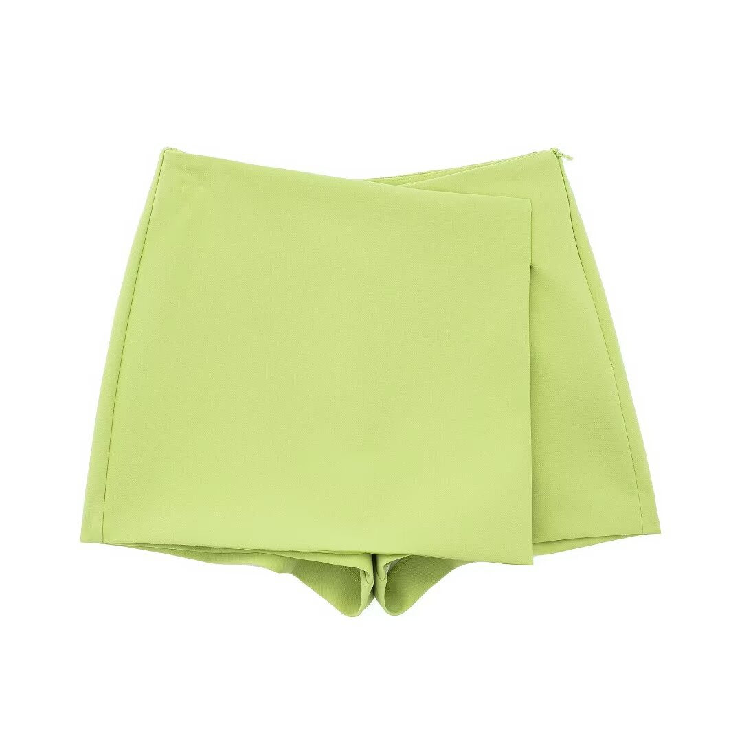 Women's Pretty Glamorous Fashion Casual Asymmetric Shorts
