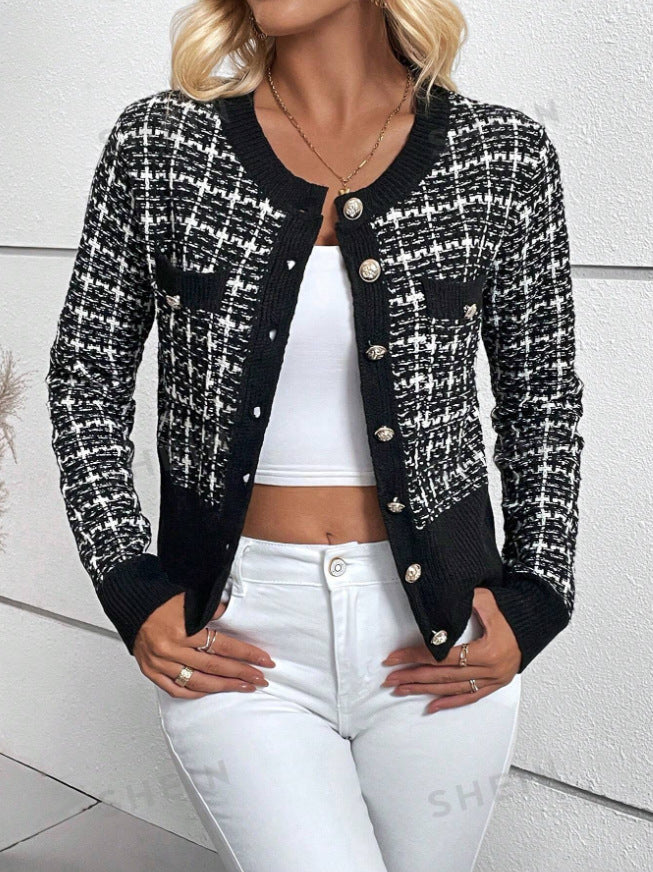 Trendy Fashion Classic Plaid Front Button Women's Sweater