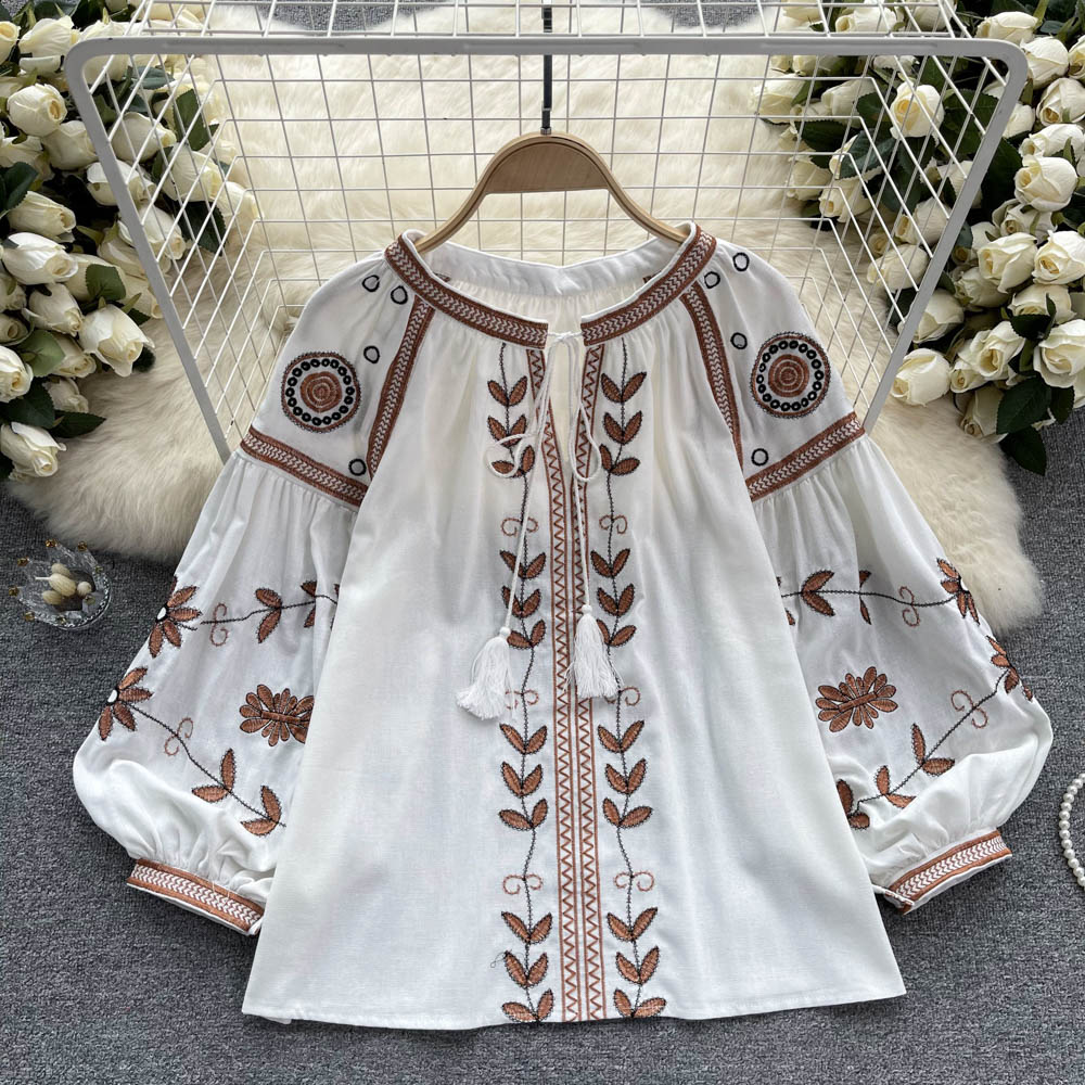 Women's Ethnic Style Design Sense Tassel Long Sleeve Loose Round Blouses