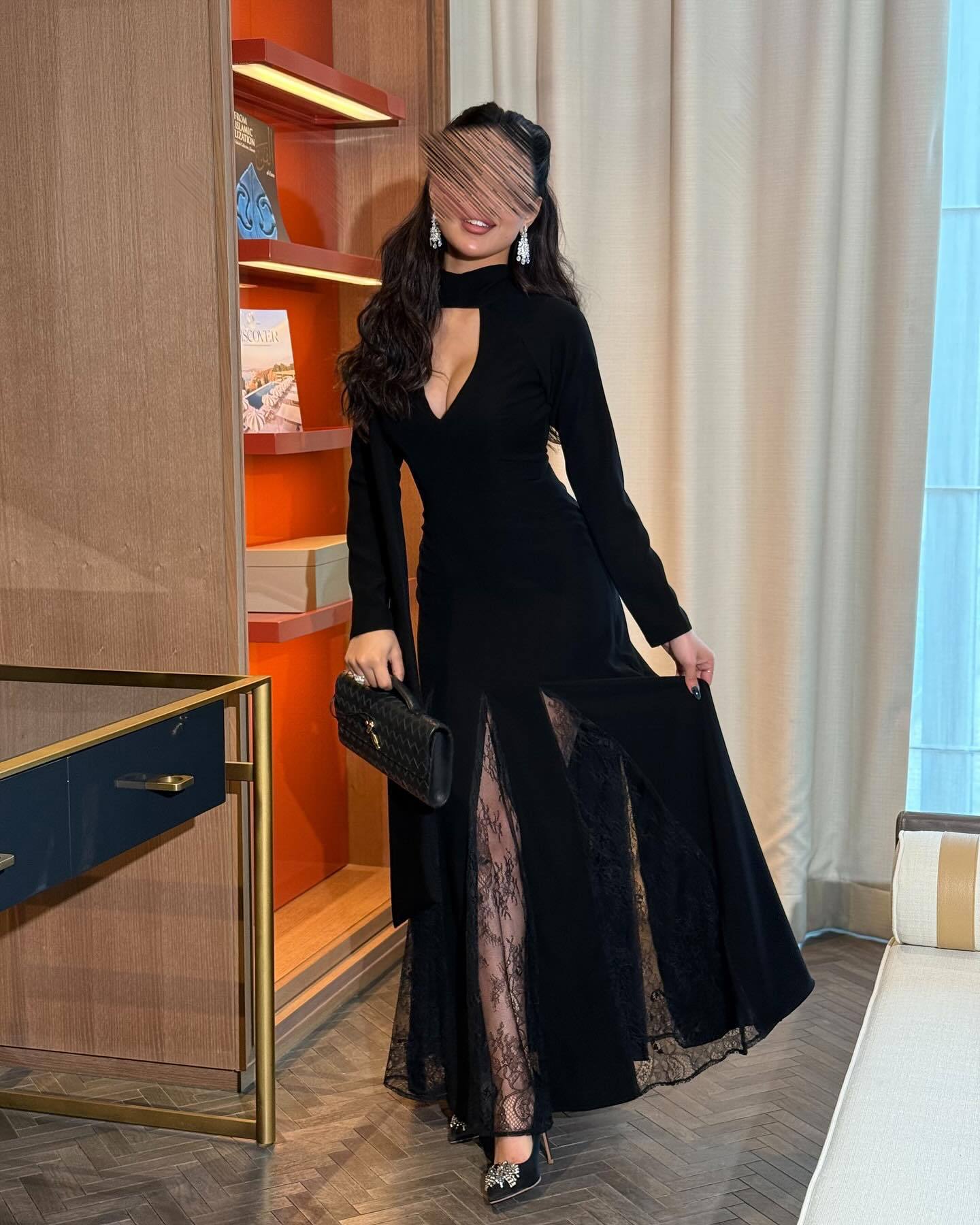 Women's Round Neck Stitching Lace Long Sleeve Slim Dresses
