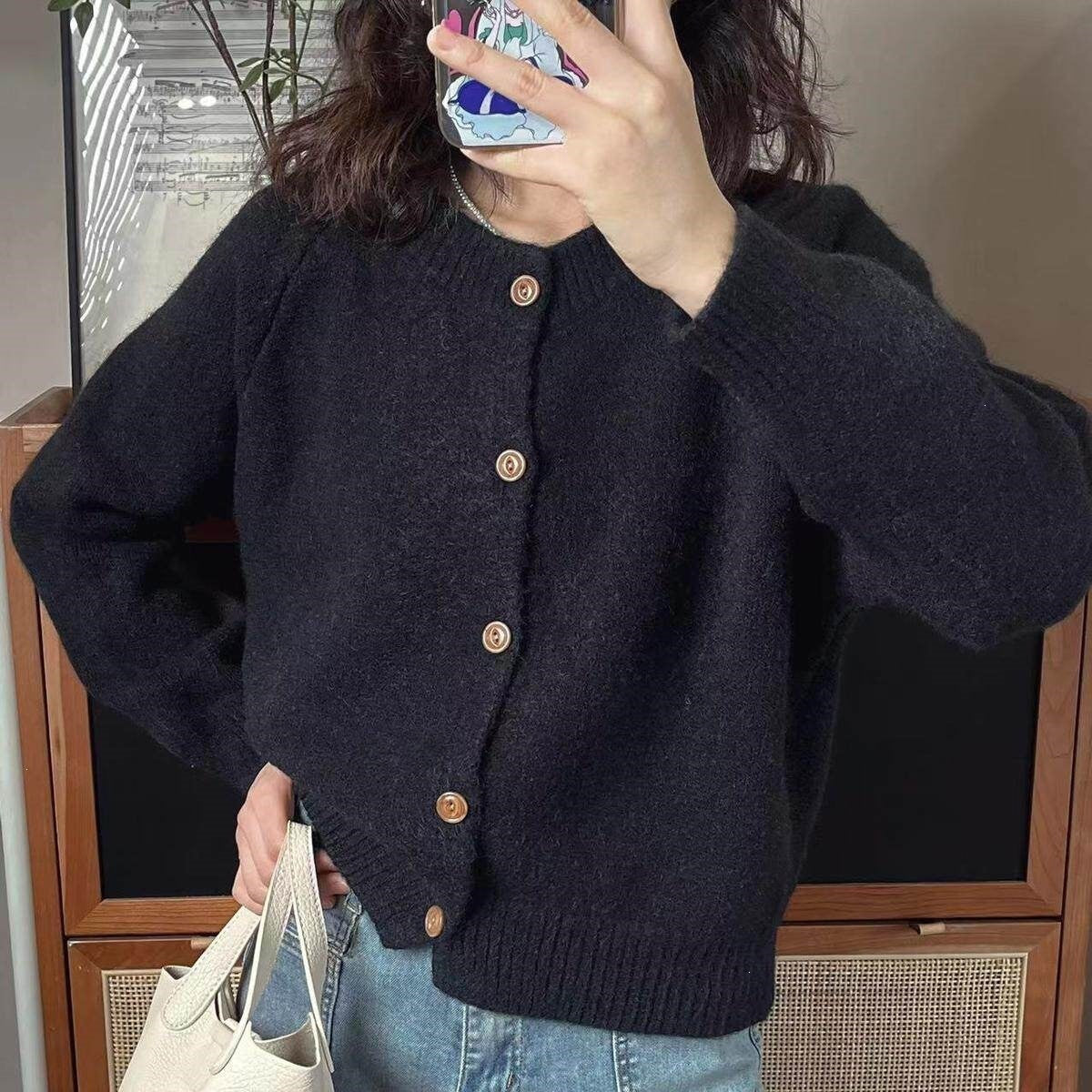 Women's Of Design Round Neck Loose Pure Color Idle Knitwear